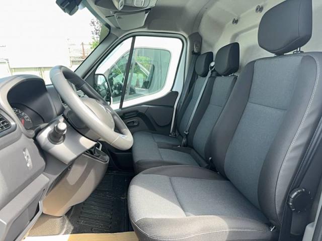 Renault Master image 4