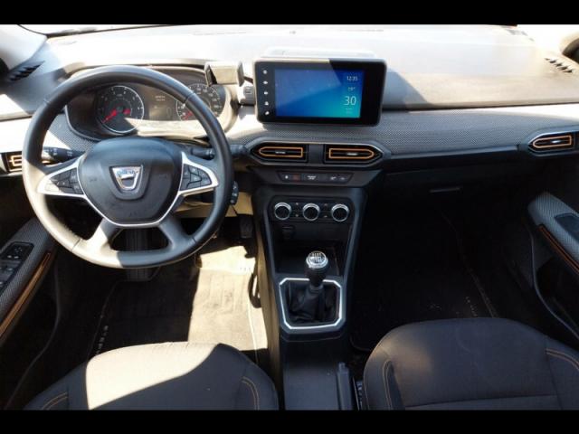 Dacia Sandero image 3