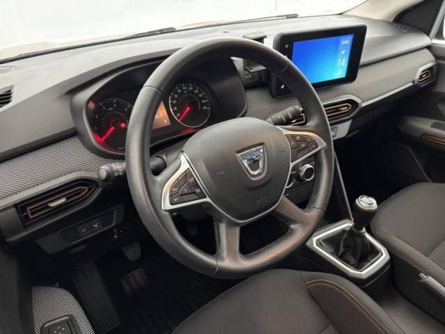 Dacia Sandero image 1
