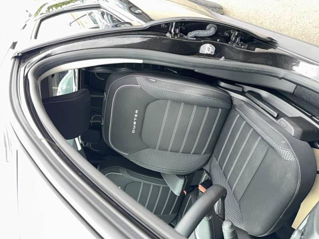 Dacia Duster image 1
