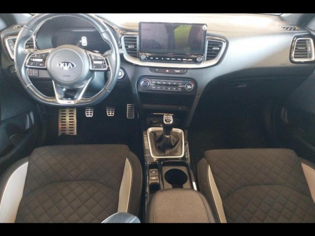 Kia Ceed image 9