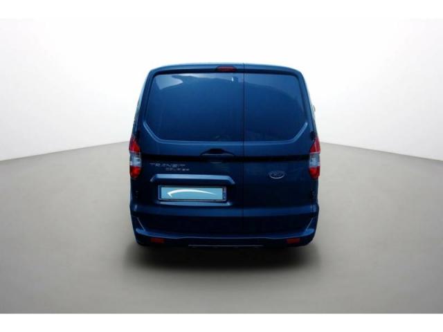 Ford Transit image 5