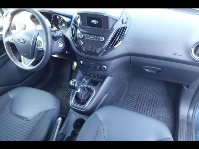 Ford Transit image 8