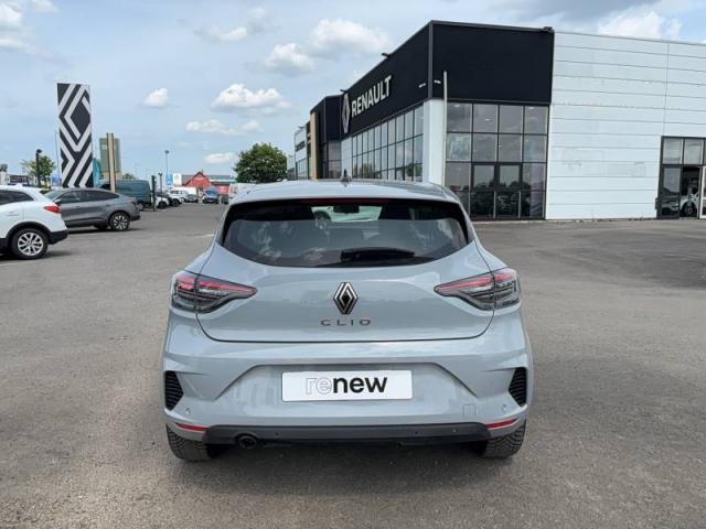 Renault Clio image 2