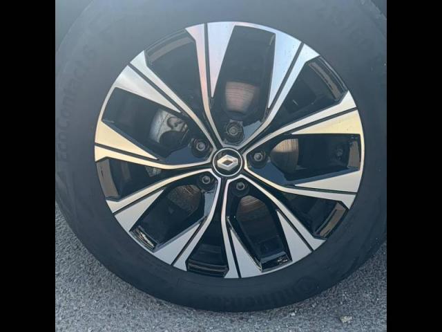 Renault Captur image 8