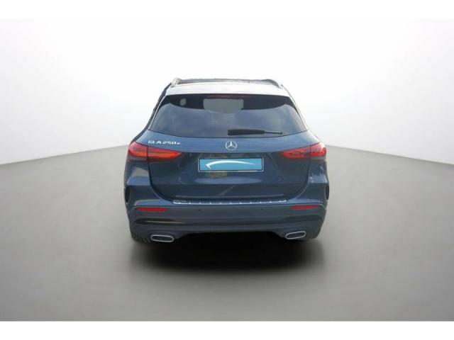 Mercedes Benz Gla image 2