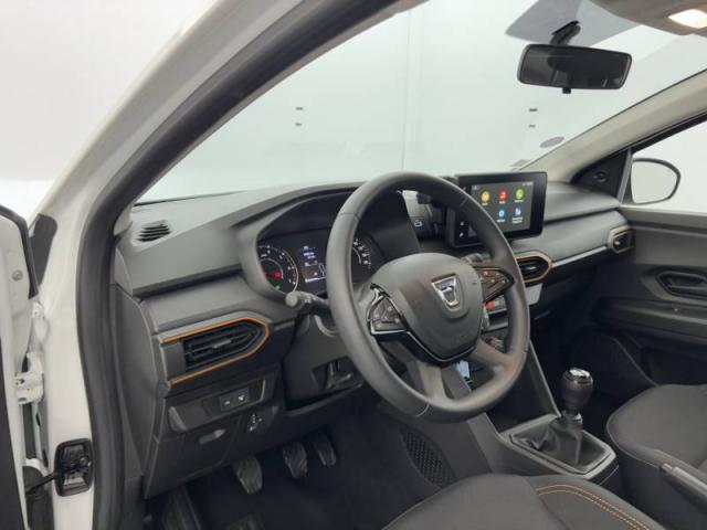Dacia Sandero image 1