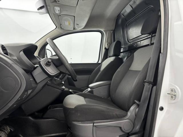 Renault Kangoo Van image 5