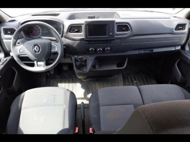 Renault Master image 7