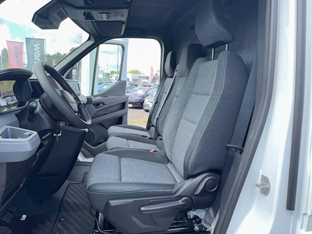 Renault Master image 1