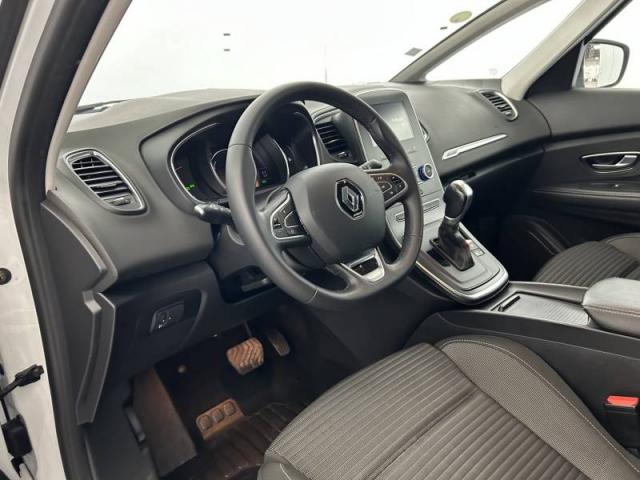 Renault Grand Scénic image 1