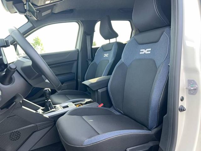 Dacia Duster image 8