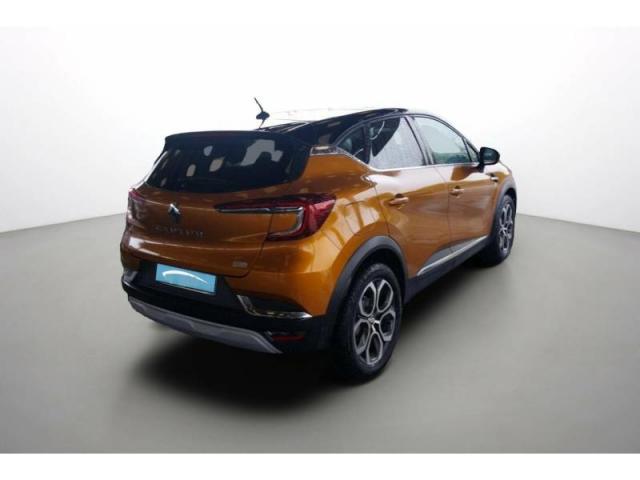 Renault Captur image 2