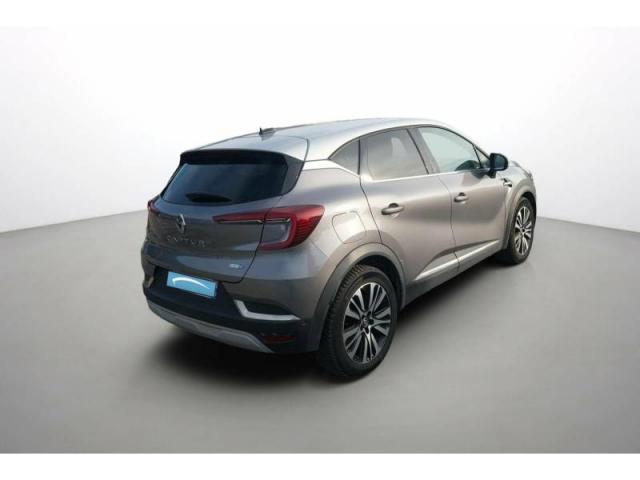 Renault Captur image 2