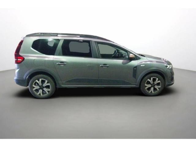 Dacia Jogger image 1