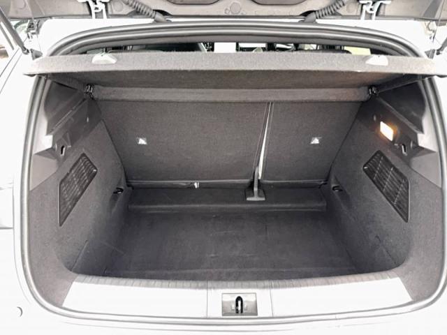 Renault Mégane image 6