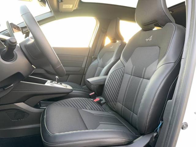 Renault Symbioz image 9