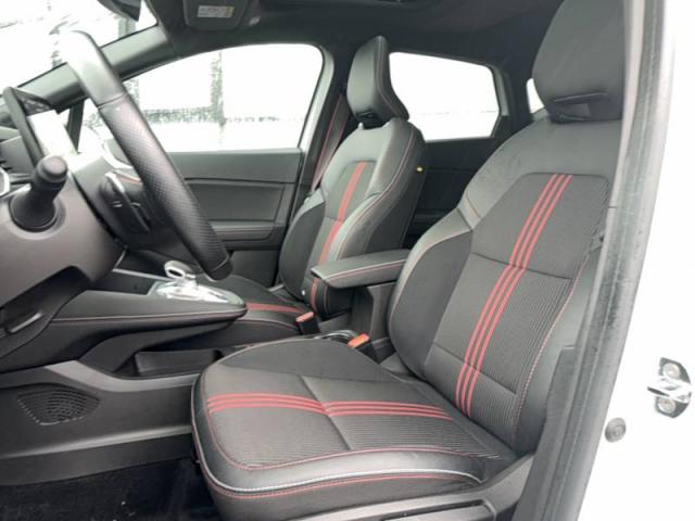 Renault Captur image 8