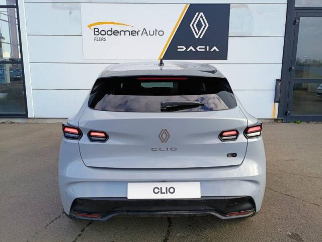 Renault Clio image 8