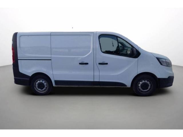 Renault Trafic image 3