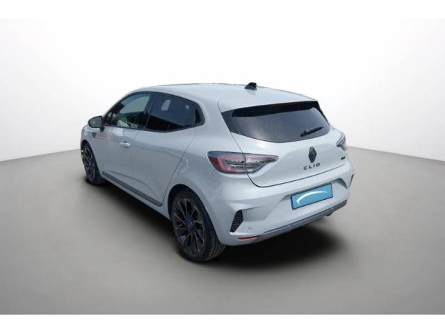 Renault Clio image 2