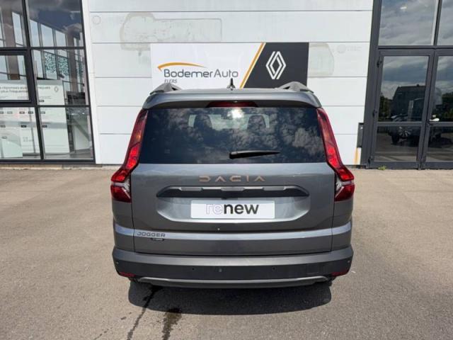 Dacia Jogger image 1