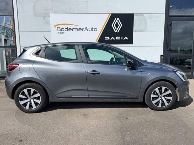 Renault Clio image 2