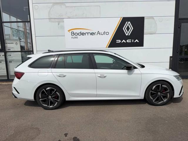 Skoda Octavia image 1