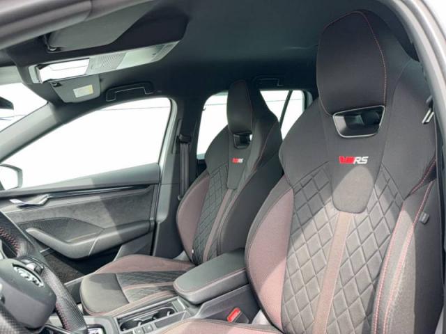 Skoda Octavia image 6