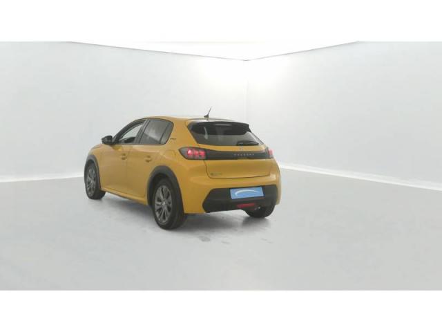Peugeot 208 image 1