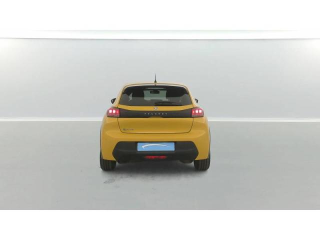 Peugeot 208 image 6