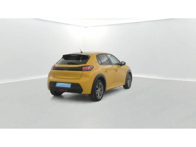 Peugeot 208 image 3