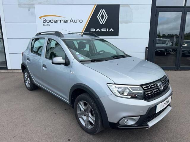 Dacia Sandero image 2