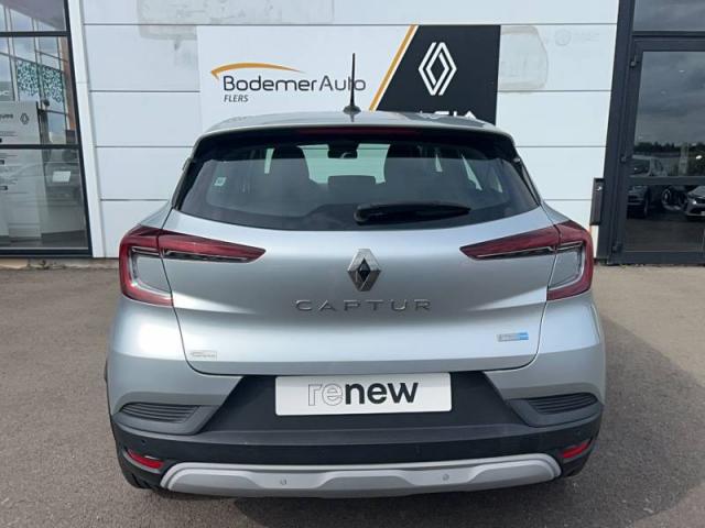 Renault Captur image 1
