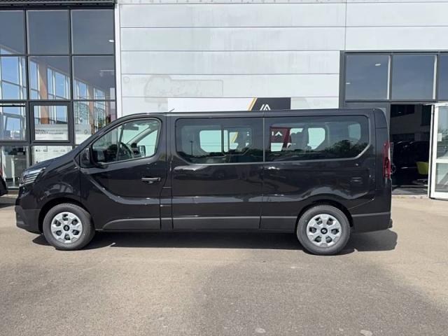Renault Trafic image 2