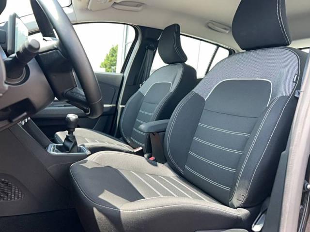 Dacia Sandero image 2