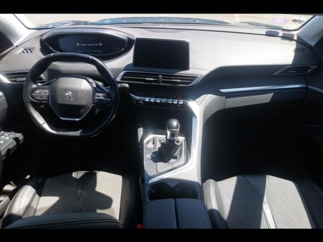 Peugeot 5008 image 4