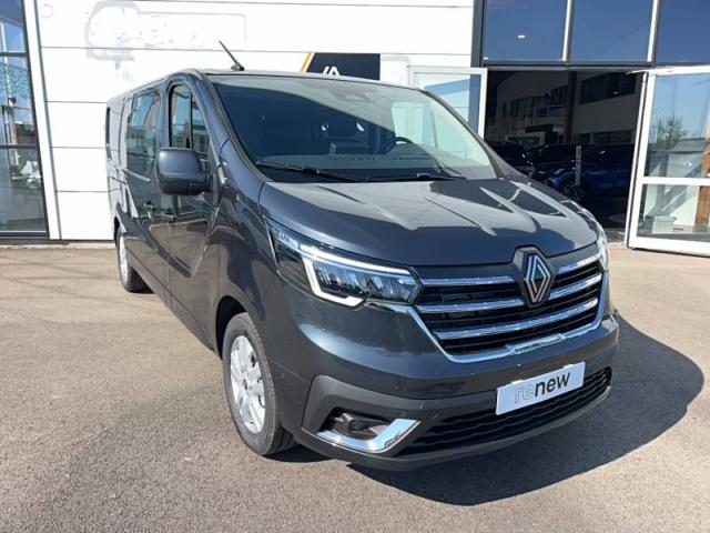 Renault Trafic image 2