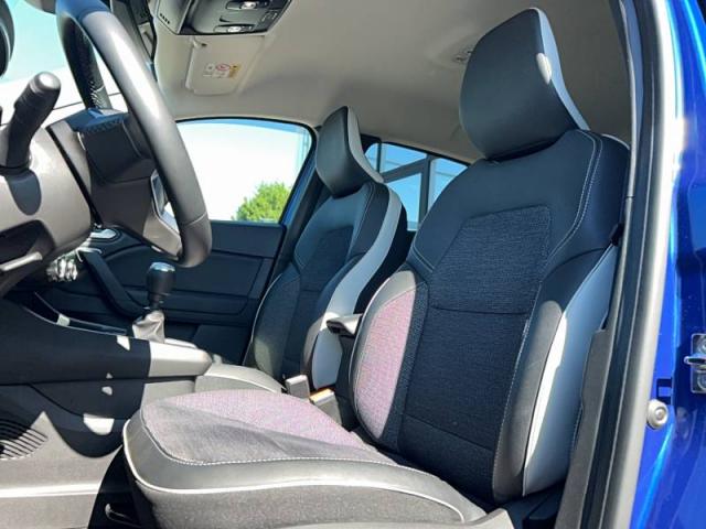 Renault Captur image 6