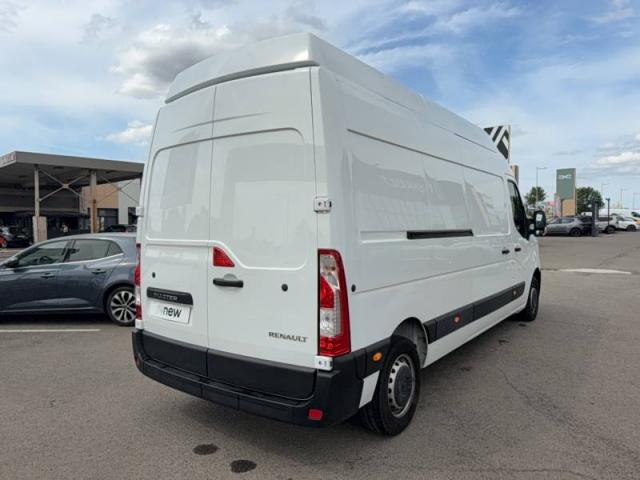Renault Master image 8