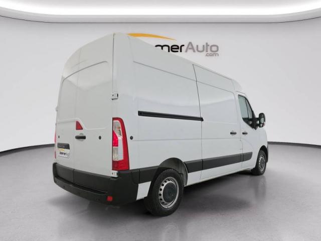 Renault Master image 9