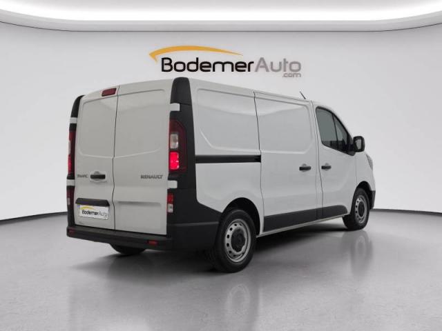 Renault Trafic image 3