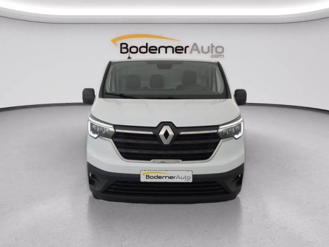 Renault Trafic image 2