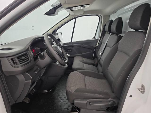 Renault Trafic image 4