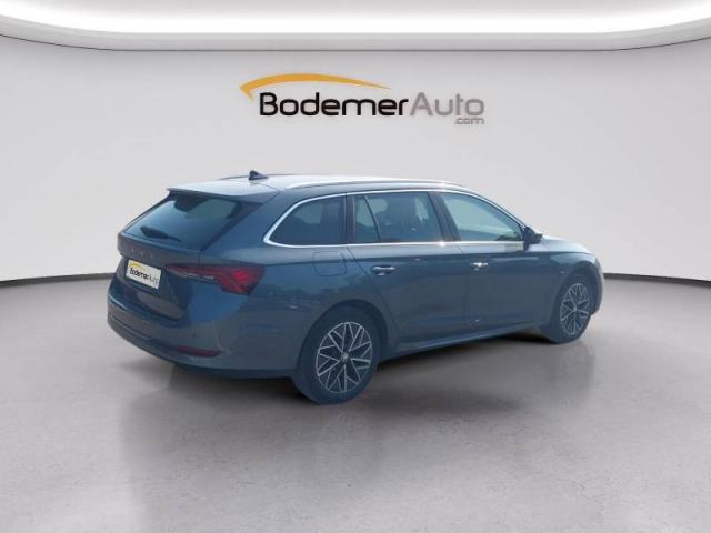 Skoda Octavia image 1