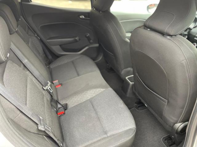 Renault Clio image 7