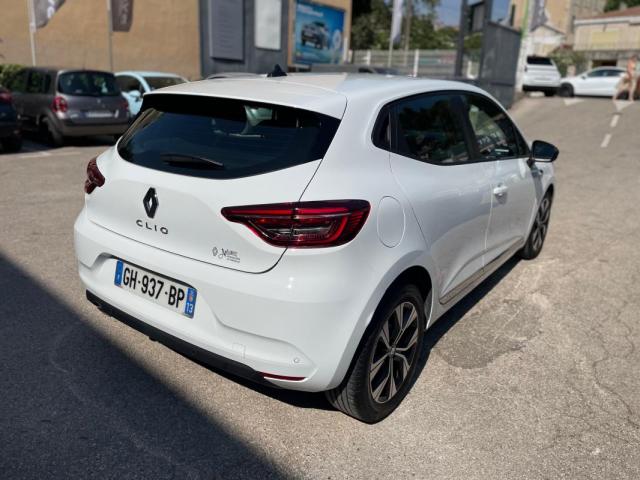 Renault Clio image 9