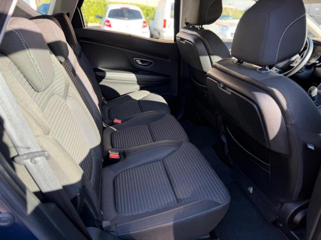 Renault Scénic image 6