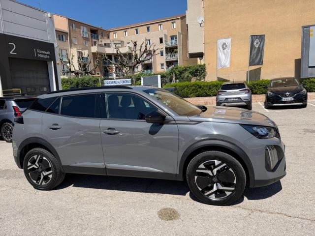 Peugeot 2008 image 8