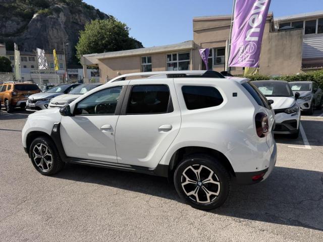 Dacia Duster image 1
